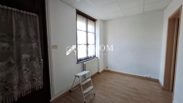 Maison de village 4 pièce(s) 2 chambre(s) 77 m²