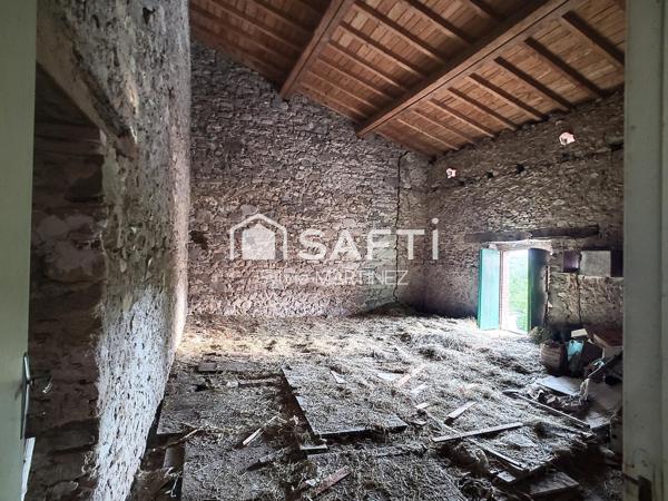 Maison de hameau de 129m² partiellement rénovée