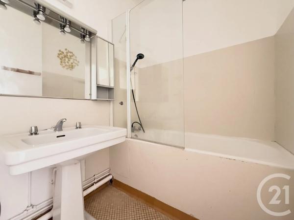 Appartement F3 à vendre  3 pièces - 66,69 m 2   ST GERMAIN EN LAYE  - 78