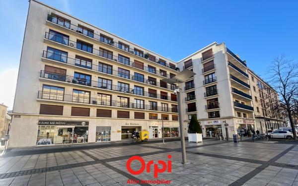 Appartement à vendre    3 pièces • 78,70 m2 Montluçon