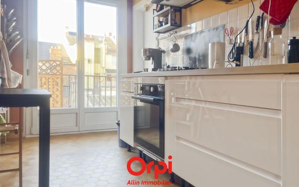 Appartement à vendre    3 pièces • 78,70 m2 Montluçon