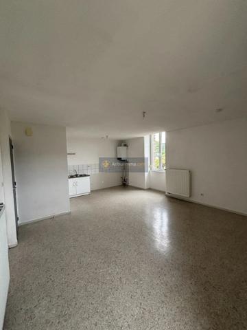 Location                                                      Appartement
                        
                     2 pièces                      44 m2                     à Culmont