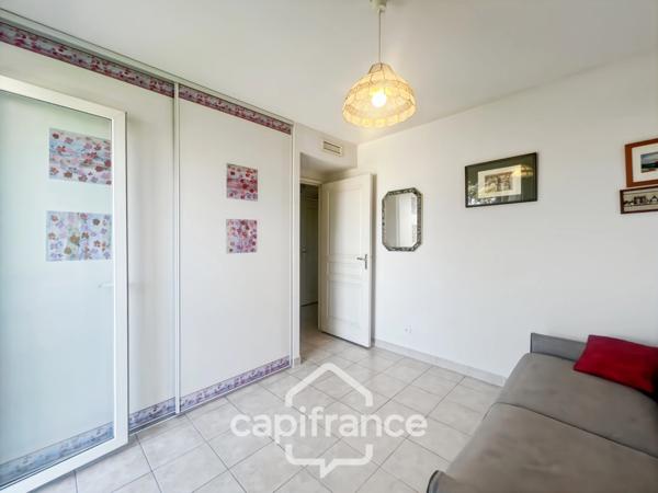 Appartement à vendre 4 pièces HYERES (83), Costebelle, Parc de la Luquette, Dernier étage, vue Mer. DOUBLE GARAGE.