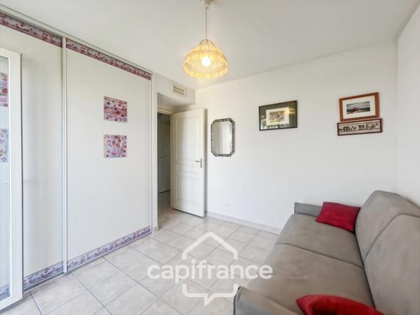 Appartement à vendre 4 pièces HYERES (83), Costebelle, Parc de la Luquette, Dernier étage, vue Mer. DOUBLE GARAGE.