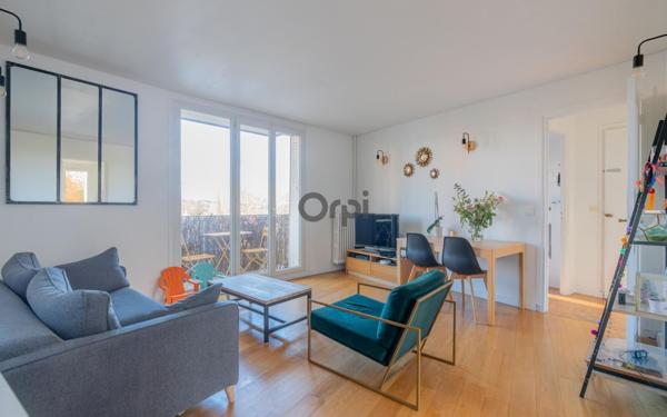 Appartement à vendre    4 pièces • 71,96 m2 Joinville-le-Pont