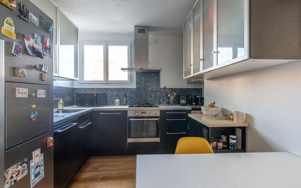 Appartement à vendre    4 pièces • 71,96 m2 Joinville-le-Pont