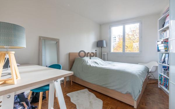 Appartement à vendre    4 pièces • 71,96 m2 Joinville-le-Pont