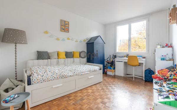 Appartement à vendre    4 pièces • 71,96 m2 Joinville-le-Pont