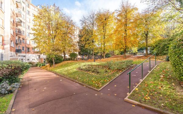 Appartement à vendre    4 pièces • 71,96 m2 Joinville-le-Pont