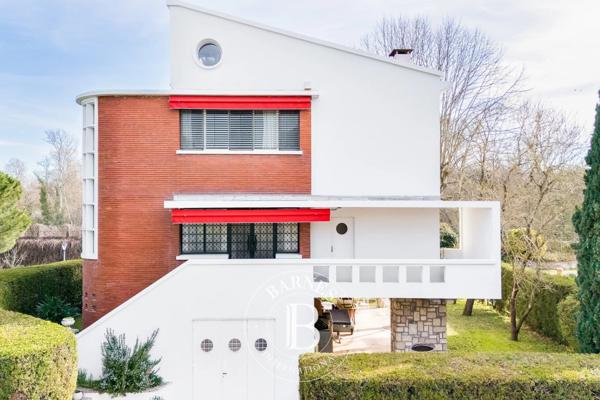 Toulouse, Maison de ville 6 Chambres -  263 m² à vendre