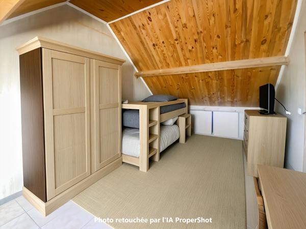 Maison Individuelle VAUREAL de 200* avec 4 chambres terrain 336 m2.
