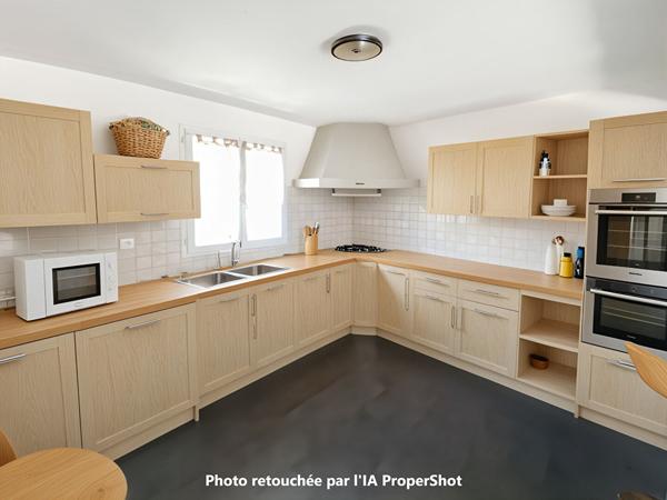 Maison Individuelle VAUREAL de 200* avec 4 chambres terrain 336 m2.