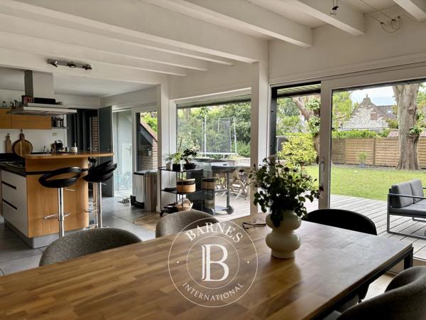 Villeneuve-d'Ascq, Maison 5 Chambres -  168 m² à vendre