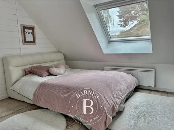 Villeneuve-d'Ascq, Maison 5 Chambres -  168 m² à vendre