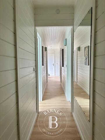 Villeneuve-d'Ascq, Maison 5 Chambres -  168 m² à vendre