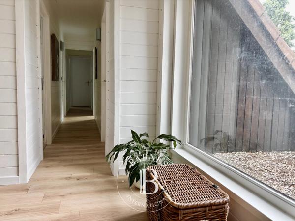 Villeneuve-d'Ascq, Maison 5 Chambres -  168 m² à vendre