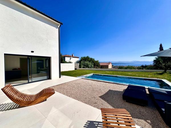 La Ciotat, Maison Contemporaine de 185m2 avec Piscine, Vue panoramique mer à 180°, sur terrain de 737m2