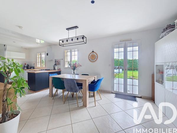 Maison à vendre 4 pièces 100 m² Vieux-Champagne