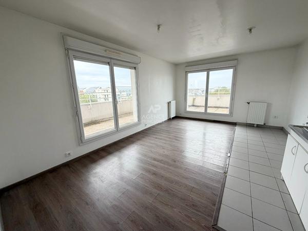 Appartement Cergy 4 pièce(s) 69 m2 €221 500 ** - Référence 2219