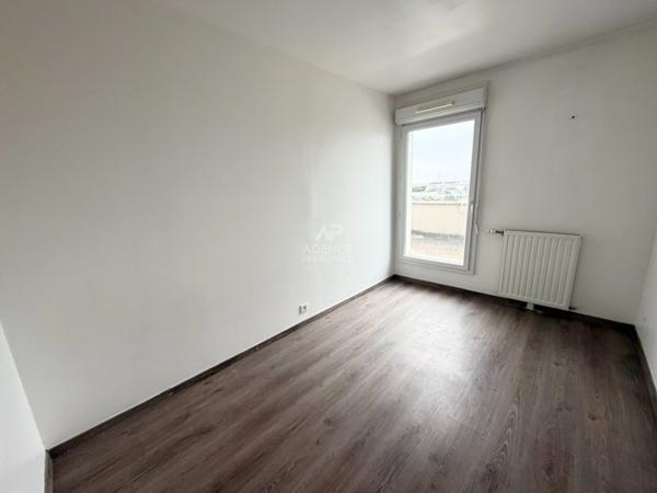 Appartement Cergy 4 pièce(s) 69 m2 €221 500 ** - Référence 2219