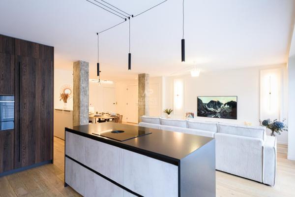 Chaville, limite Sèvres - MARIVEL - Beau 4 pièces rénové avec 3 chambres et balcon €549 000 ** - Référence 655-C