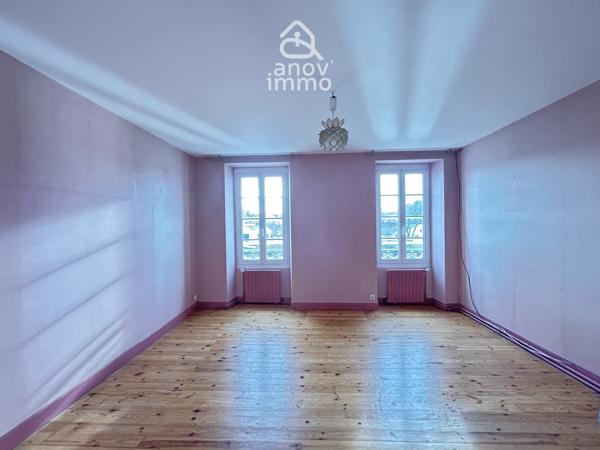 Maison
                                                                                                                                                                                                                                                                                                                        10 pièce(s)                                                                                                                                                                                                          7 chambre(s)                                                                                                                                                                                                          350  m²