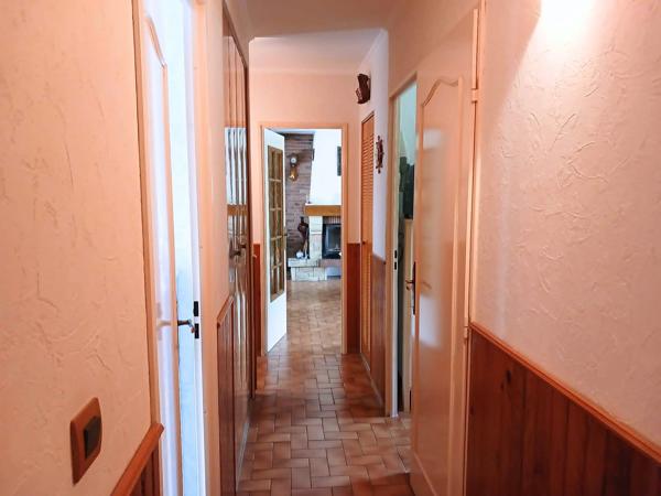 MAISON - F6  - PLAIN PIED POSSIBLE