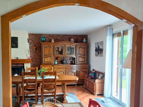 MAISON - F6  - PLAIN PIED POSSIBLE