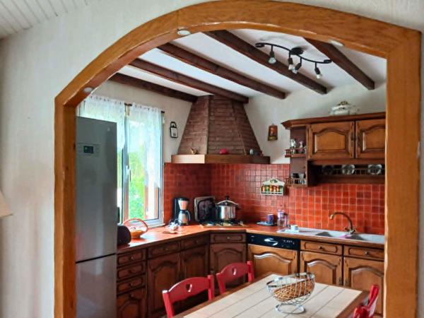 MAISON - F6  - PLAIN PIED POSSIBLE