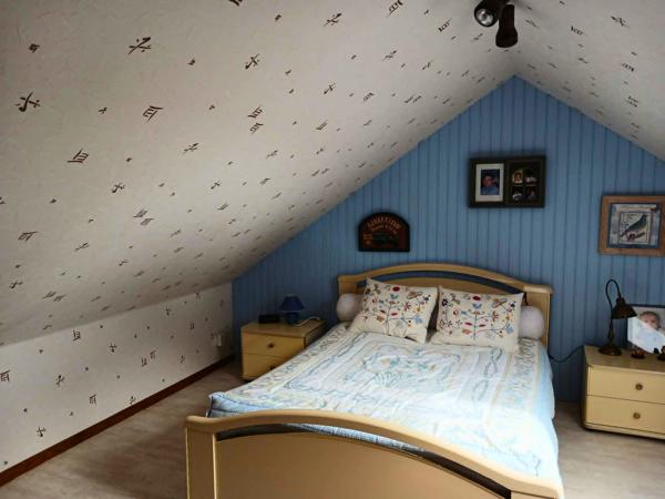 MAISON - F6  - PLAIN PIED POSSIBLE
