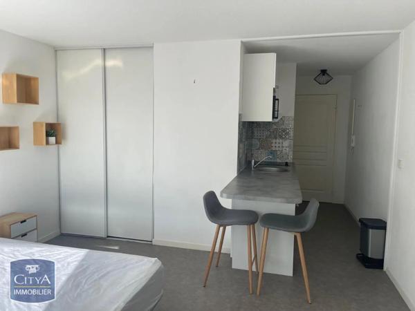 Appartement à louer 1 pièce 25m²