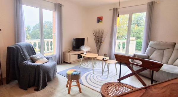 Villa de plain-pied, piscine et dépendance LE BOUSQUET D'ORB