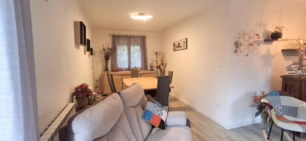 Villa de plain-pied, piscine et dépendance LE BOUSQUET D'ORB