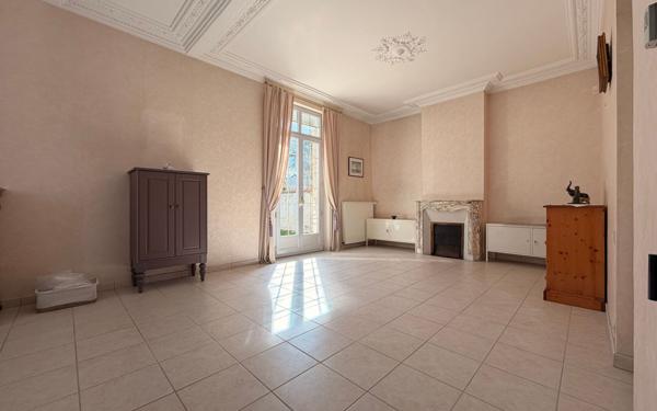 Maison à vendre    5 pièces • 143,20 m2 Compiègne