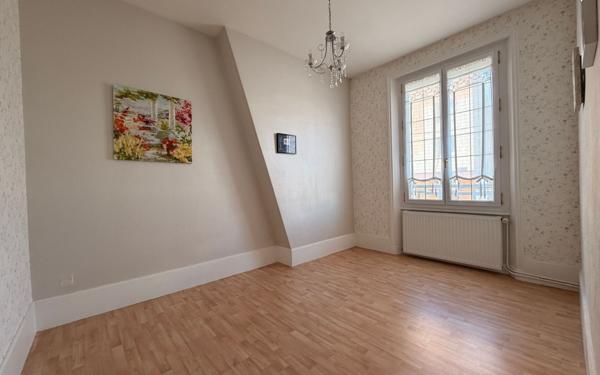 Maison à vendre    5 pièces • 143,20 m2 Compiègne