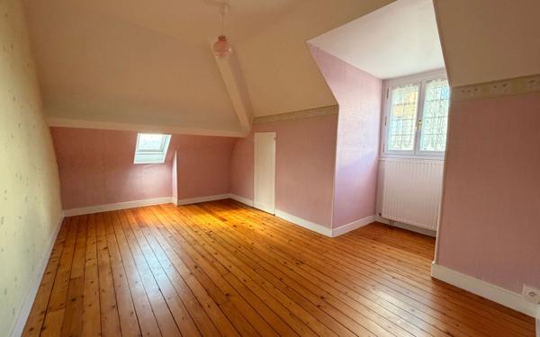 Maison à vendre    5 pièces • 143,20 m2 Compiègne