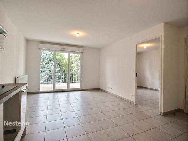 Appartement Avignon 2 pièce(s) 41.19 m2 proche remparts terrasse et parking