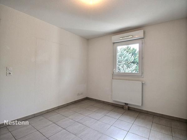 Appartement Avignon 2 pièce(s) 41.19 m2 proche remparts terrasse et parking
