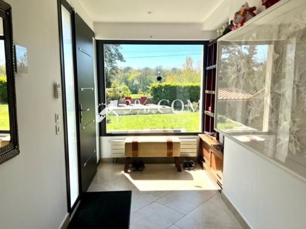 Maison 5 pièce(s) 4 chambre(s) 250 m²