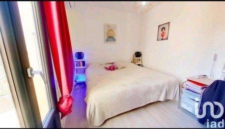 Maison de village 5 pièces de 109 m² à Châteauneuf-Villevieille (06390)