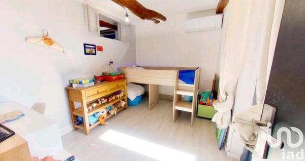 Maison de village 5 pièces de 109 m² à Châteauneuf-Villevieille (06390)