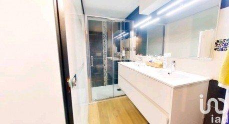 Maison de village 5 pièces de 109 m² à Châteauneuf-Villevieille (06390)