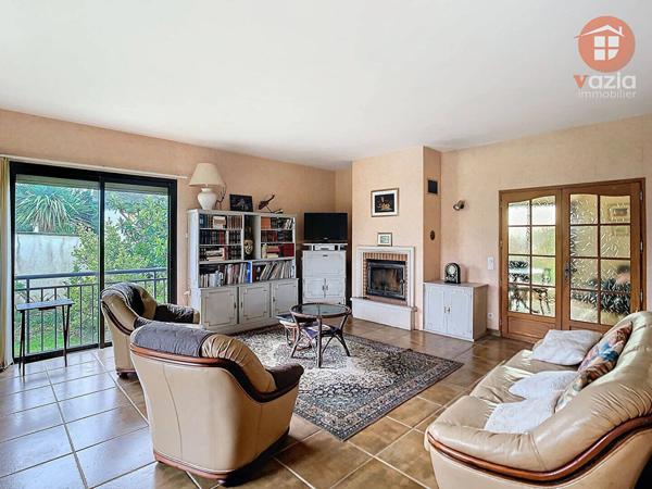Maison à vendre - Coarraze 8 pièces de 233 m²