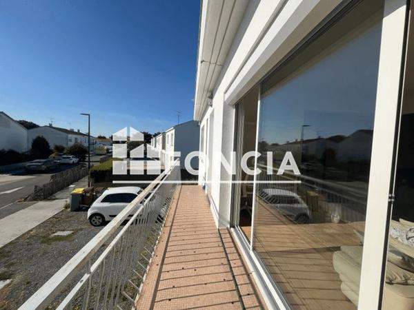 Location Appartement 3 pièces 75.3 m² - 32B RUE JULES VERNES Challans 85300