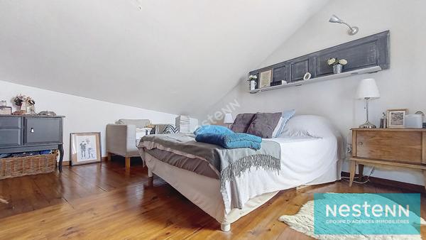 Maison à vendre à Istres - 4 pièces avec cour et terrasse