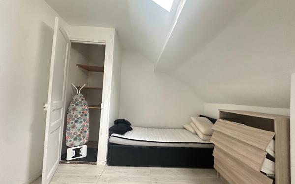 Appartement à louer    2 pièces • 49 m2 Puiseux-en-France