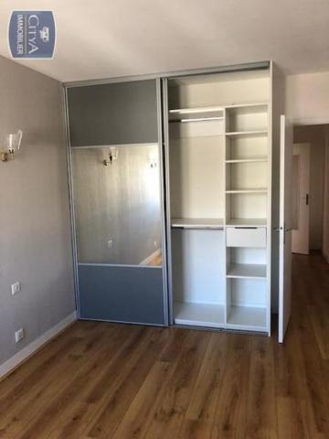 Appartement à louer 2 pièces 57.87m²