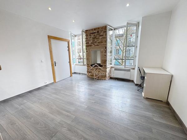 Saint-Affrique (12400) Studio rénové lumineux 27 m²