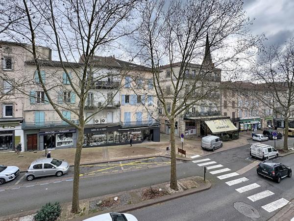 Saint-Affrique (12400) Studio rénové lumineux 27 m²