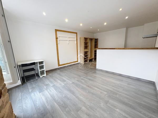 Saint-Affrique (12400) Studio rénové lumineux 27 m²